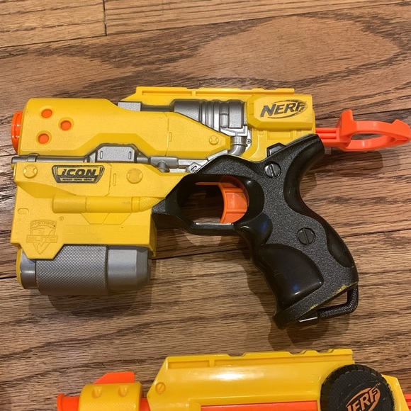 Nerf Gun Bundle Maverick Rev-6, Icon, Zombie Strike, Elite, Accustrike, etc - Picture 3 of 9